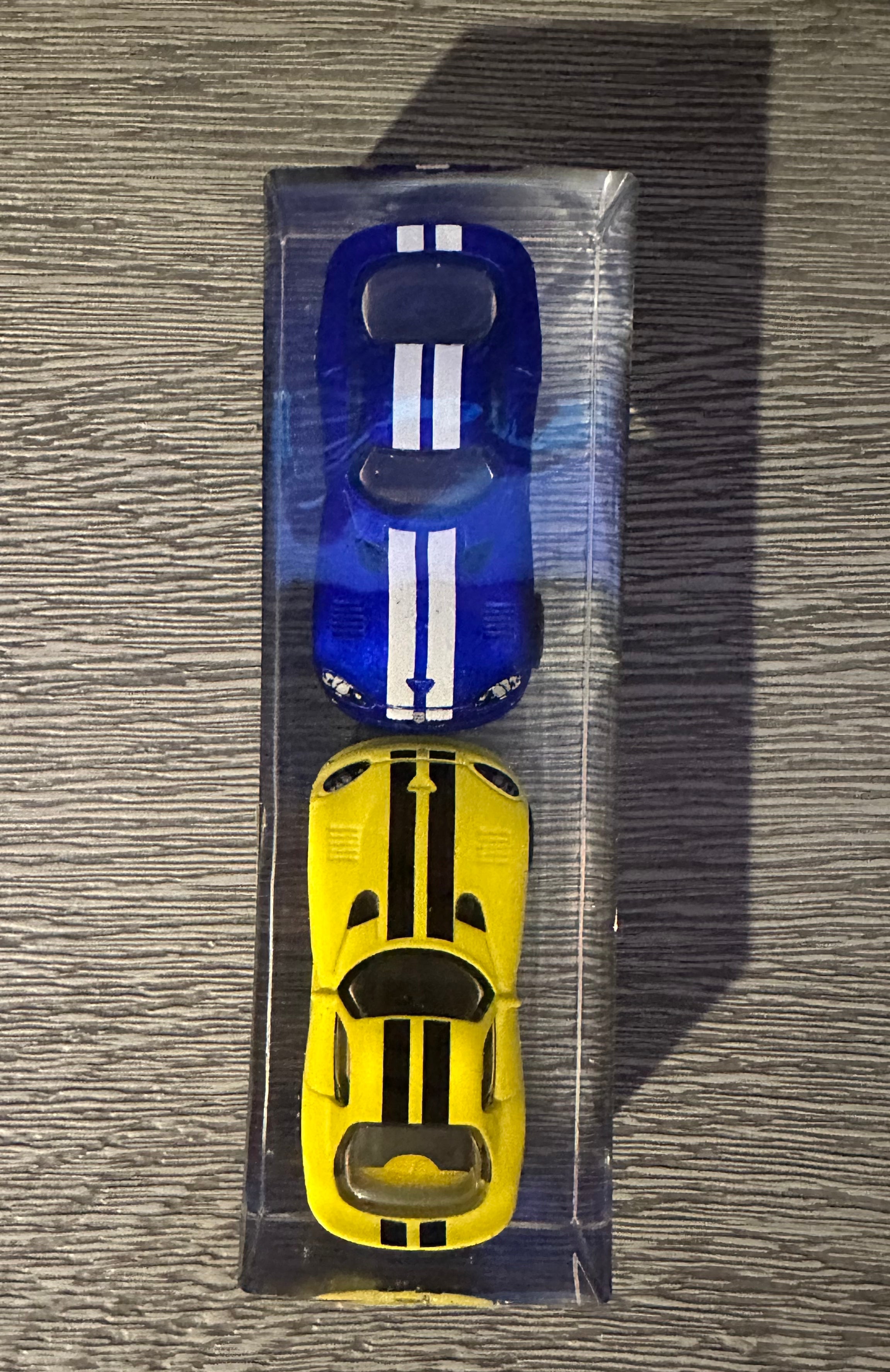 1996 Dodge Viper GTS - epoxy resin display