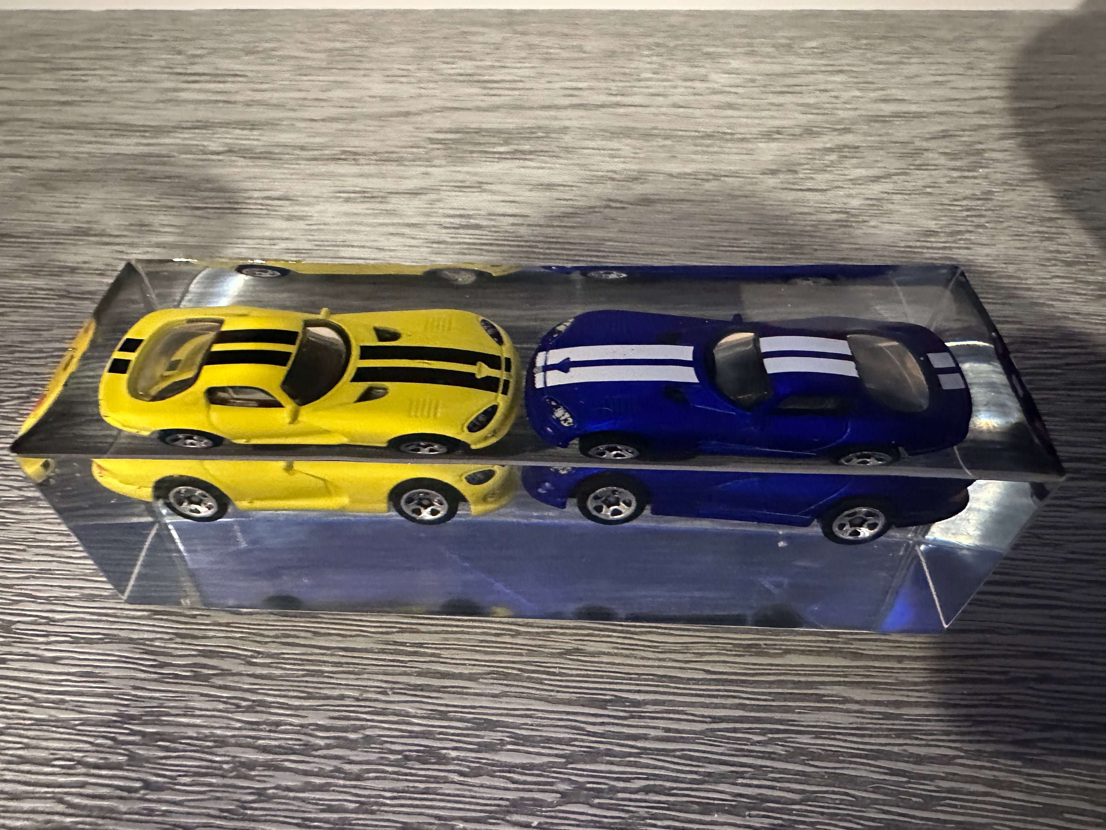 1996 Dodge Viper GTS - epoxy resin display