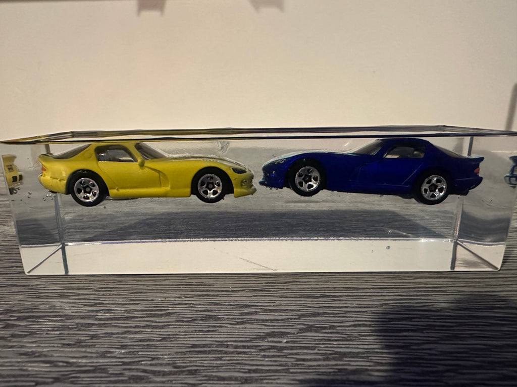 1996 Dodge Viper GTS - epoxy resin display